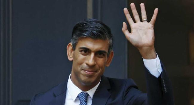 රිෂි බ්‍රිතාන්‍ය අගමැති ධුරයේ වැඩ භාර ගැනීම අද